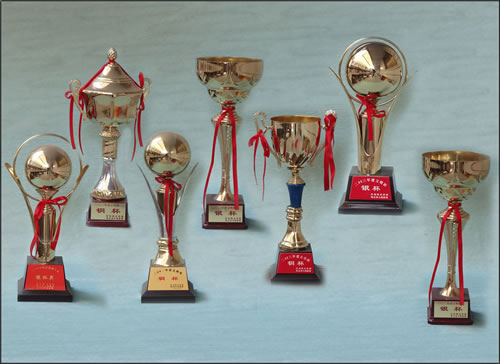 �s�u����